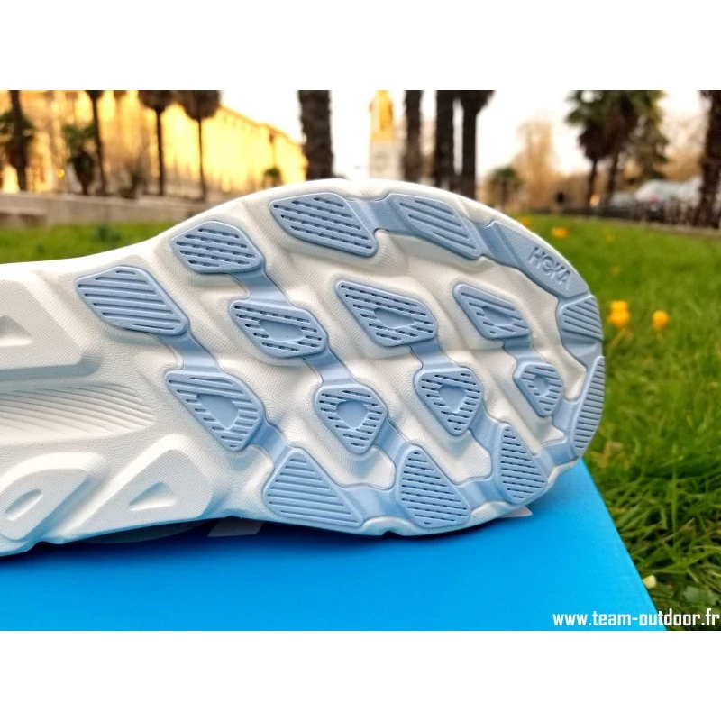 HOKA Clifton 9 Wide Femme Airy Blue / Ice Water 11 HOKA Clifton 9 Wide Femme Airy Blue / Ice Water – Image 9