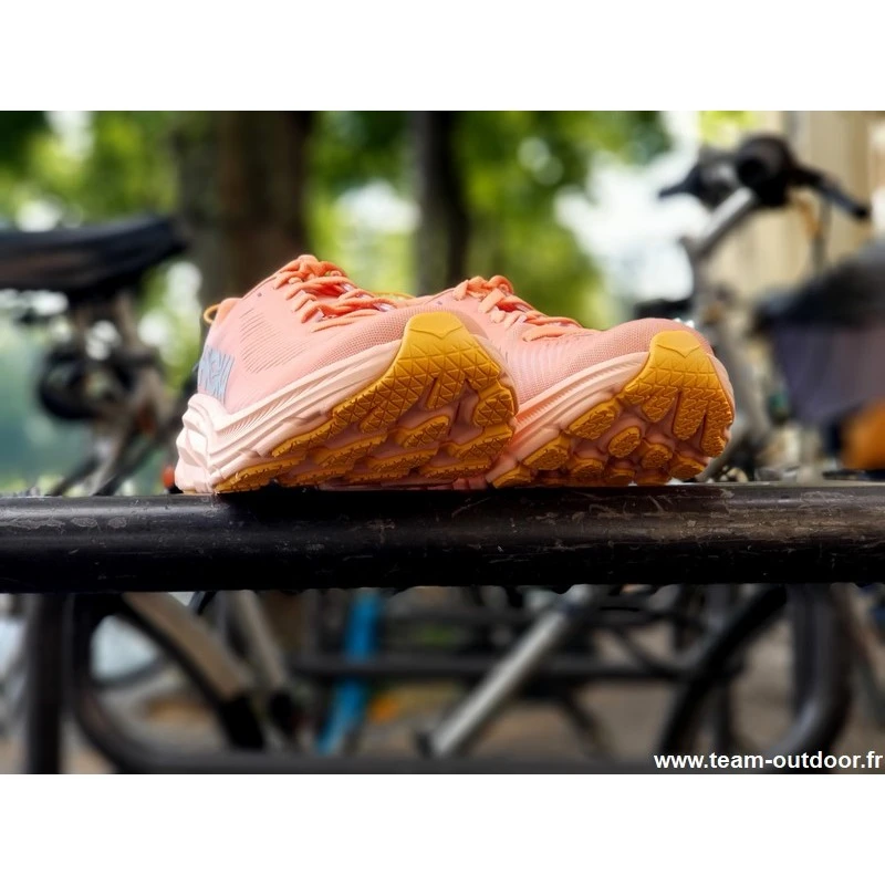 HOKA Rincon 3 Femme Shell Coral / Peach Parfait 3 HOKA Rincon 3 Femme Shell Coral / Peach Parfait – Image 2