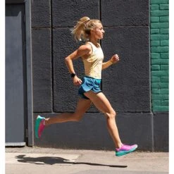 Hoka Chaussures Running Femme - Rincon 3 - Eggnog / Rose Gold 22 Hoka Chaussures Running Femme - Rincon 3 - Eggnog / Rose Gold -Hoka hoka rincon 3 running shoes women2 1570294 4